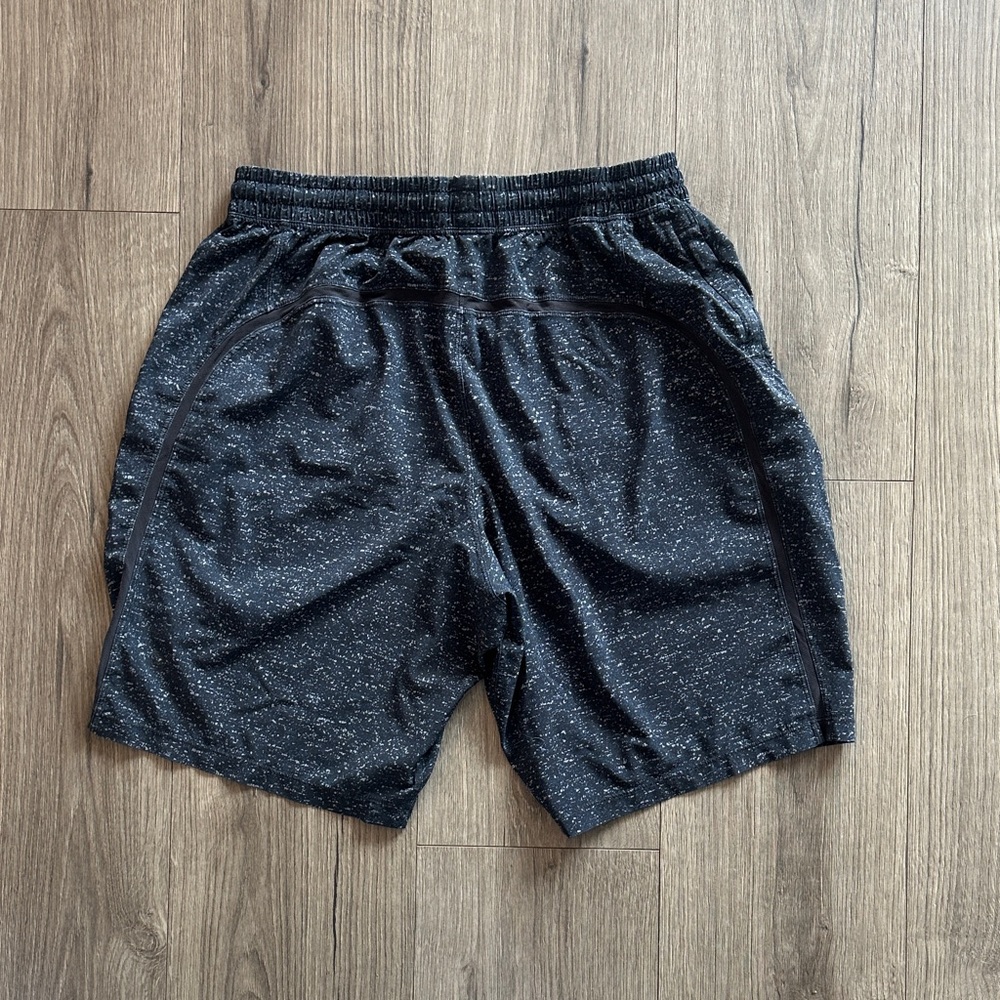 Men's Lululemon 9” inseam Linerless Pace Breaker Blue Speckled Shorts - Picture 5 of 5